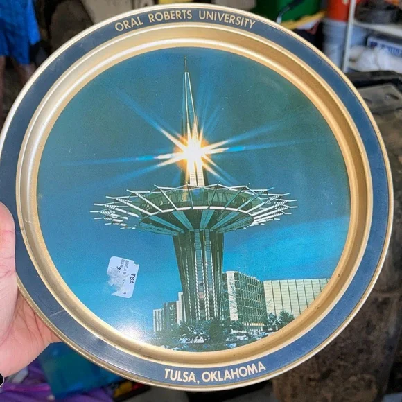 Gold Oral Roberts University Plate - Picture 1 of 6